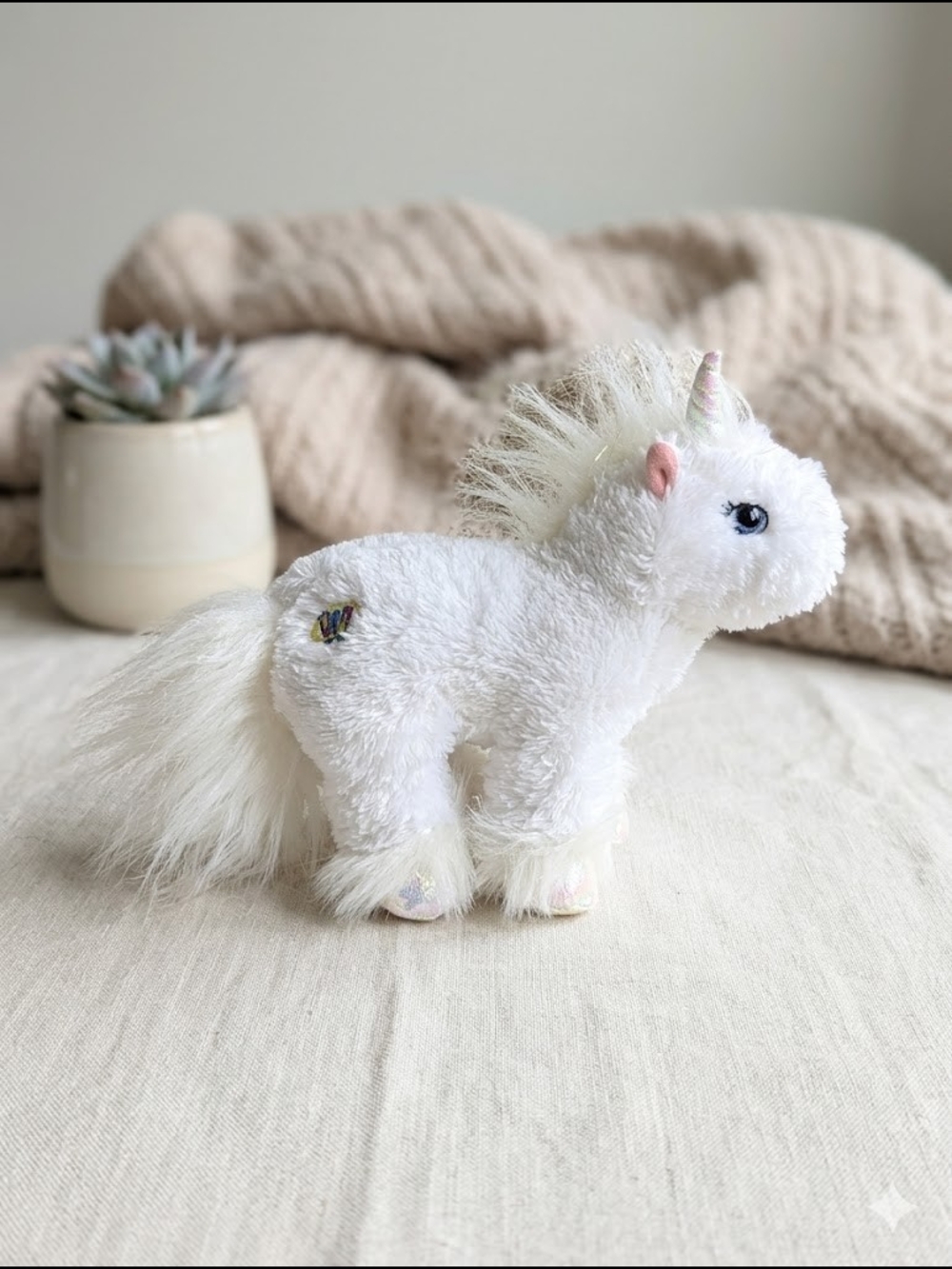 Lil' Kinz Unicorn HS069 Webkinz